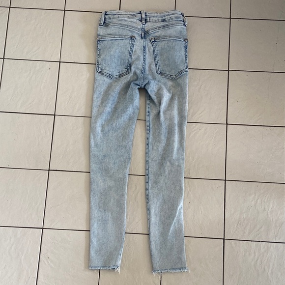 We The Free Light Wash Skinny Jeans - Picture 2 of 7